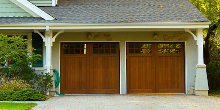 double garage doors aluminum in Hollyburn
