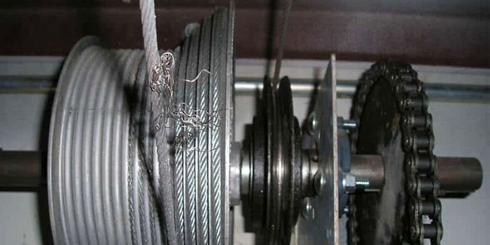 overhead garage door cable repair in West Vancouver